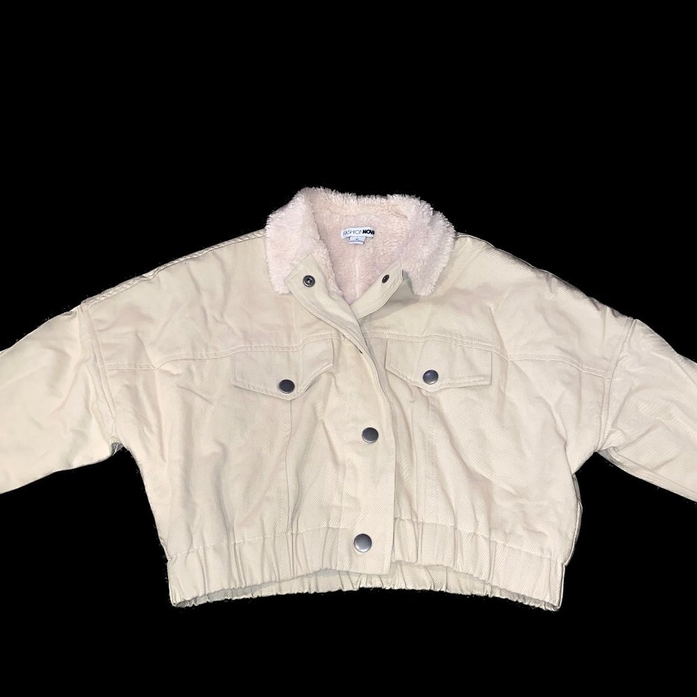 Cropped Jacket with Sherpa Lining
